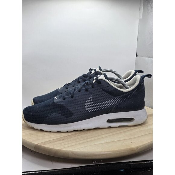 Size 10 - Nike Air Max Tavas  Blue Athletic Shoes Sneakers - Picture 1 of 8